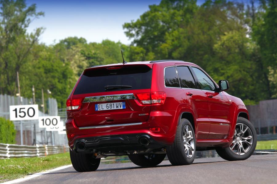  Jeep Grand Cherokee SRT8 2012 года  (фото 83 из 186)